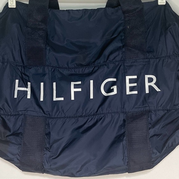 Tommy Hilfiger Duffle Bag, Handle & Shoulder Strap, Foldable, New In Package - Picture 6 of 6